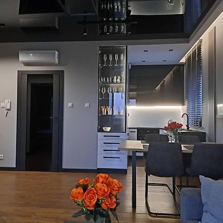Resinest Apartamenty Jurowiecka J15 Бялисток Екстериор снимка
