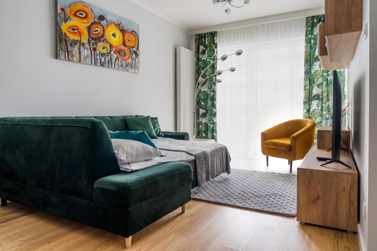 Resinest Apartamenty Jurowiecka J15 Бялисток Екстериор снимка